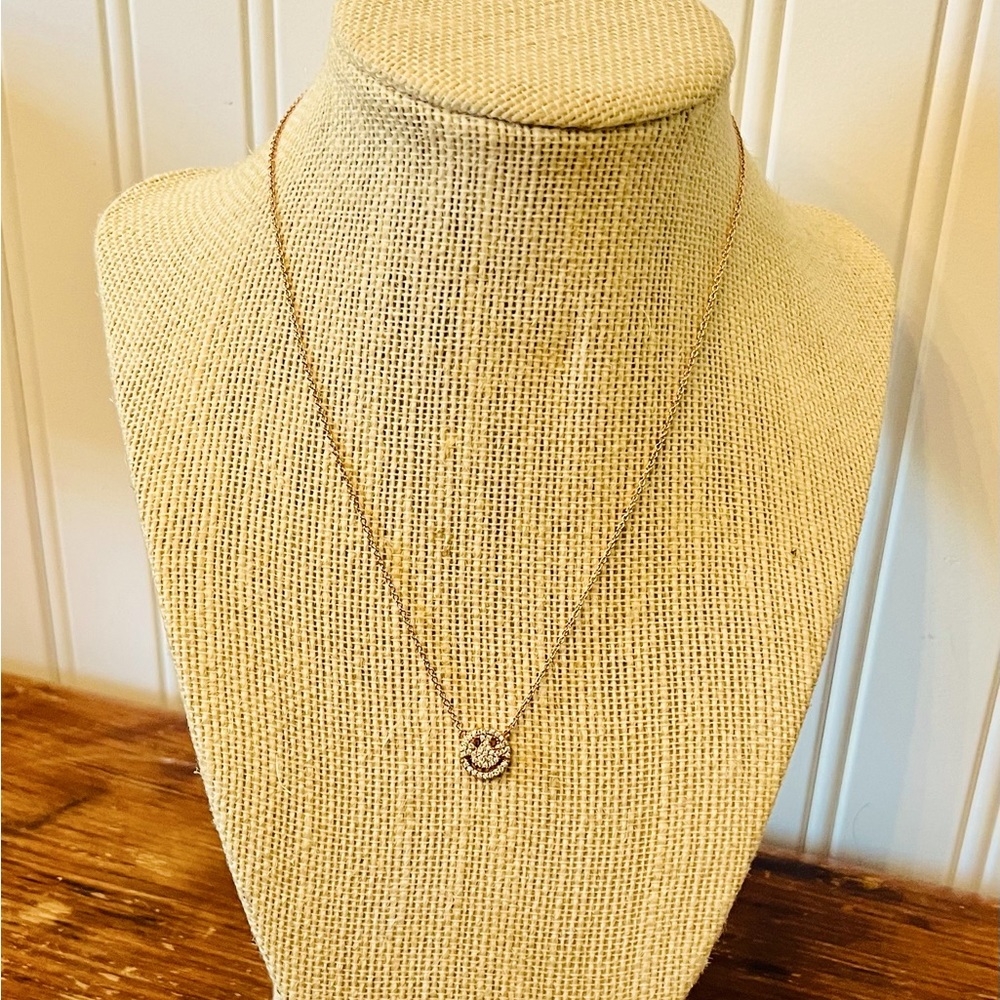 Rose Gold Sparkly Smiley Face Pendant Necklace